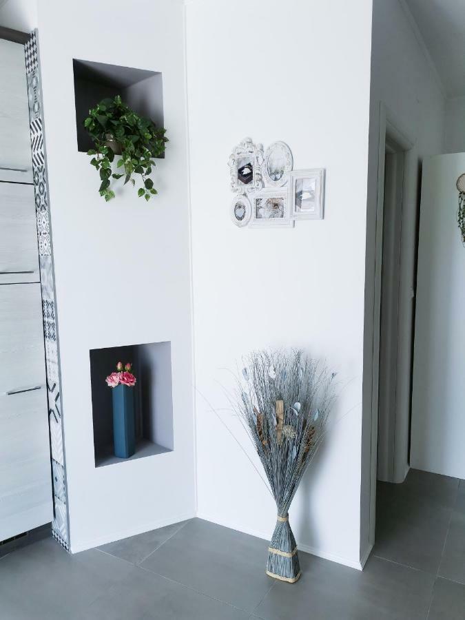 רייקה Studio Apartment "Brigita",Parking With Gate מראה חיצוני תמונה